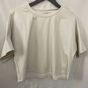 Rewash Short Sleeve Scoop Neck Tee in Off-White